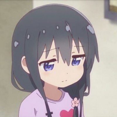 女车主将雨布挪至应急车道